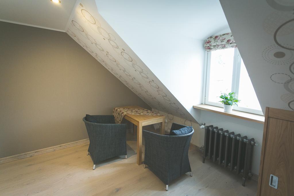 Arina Guest Apartment Kuressaare Room photo